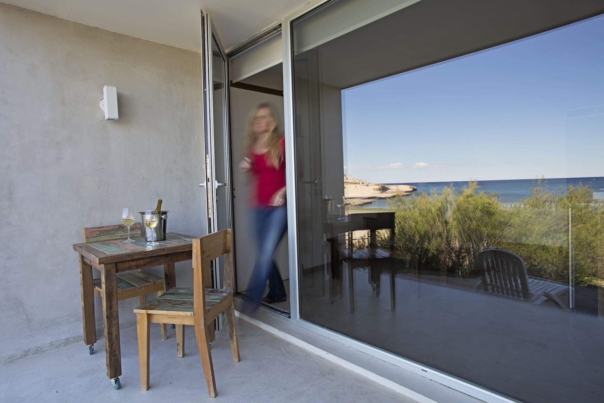 Oceano Patagonia By Nordic Aparthotel Puerto Pirámides Exterior foto