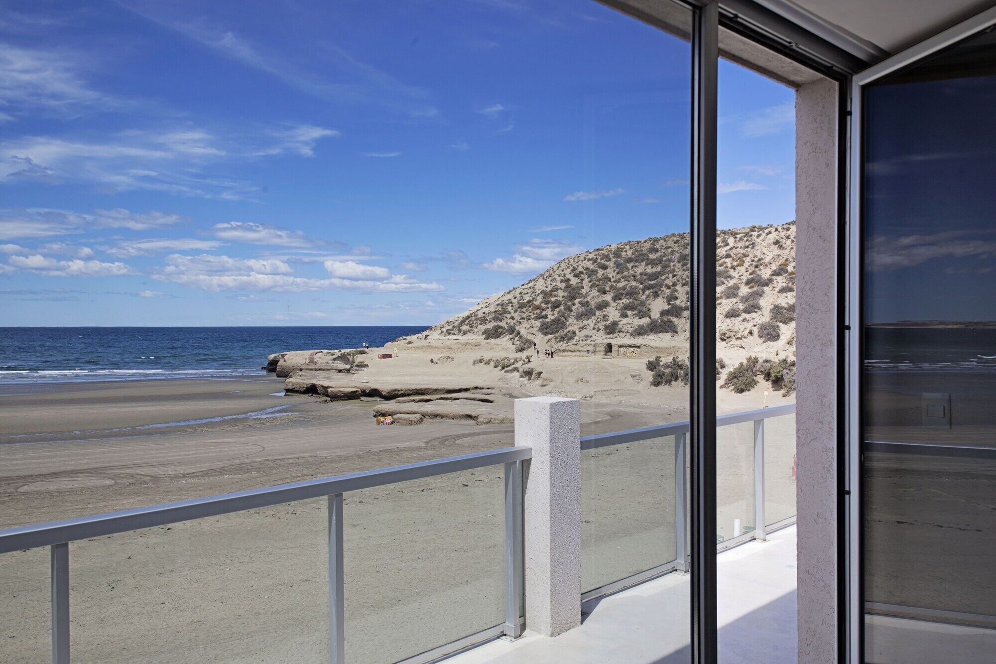 Oceano Patagonia By Nordic Aparthotel Puerto Pirámides Exterior foto